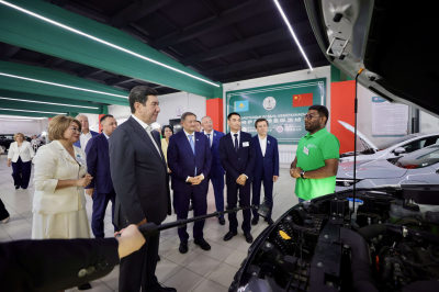 Депутаты ознакомились с работой завода по производству топлива для АЭС
