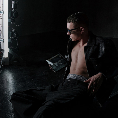 Новый бренд Фиби Файло и поддержка детей от Balenciaga: Что нового в мире моды?