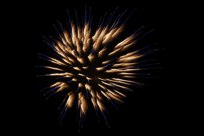 Почти 100 фактов незаконного использования пиротехники выявили в Казахстане