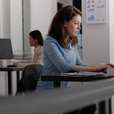 Насколько отличаются зарплаты мужчин и женщин в Казахстане