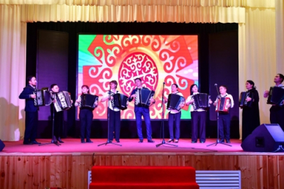 Баянисты и гармонисты выступили в Доме культуры Курайлы