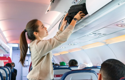 Размещение ручной клади в салоне самолета: рекомендации для комфортного путешествия