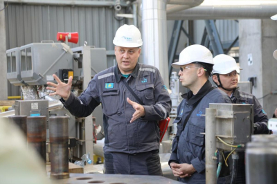В Атырау проверили ход ремонта на газохимическом комплексе KPI